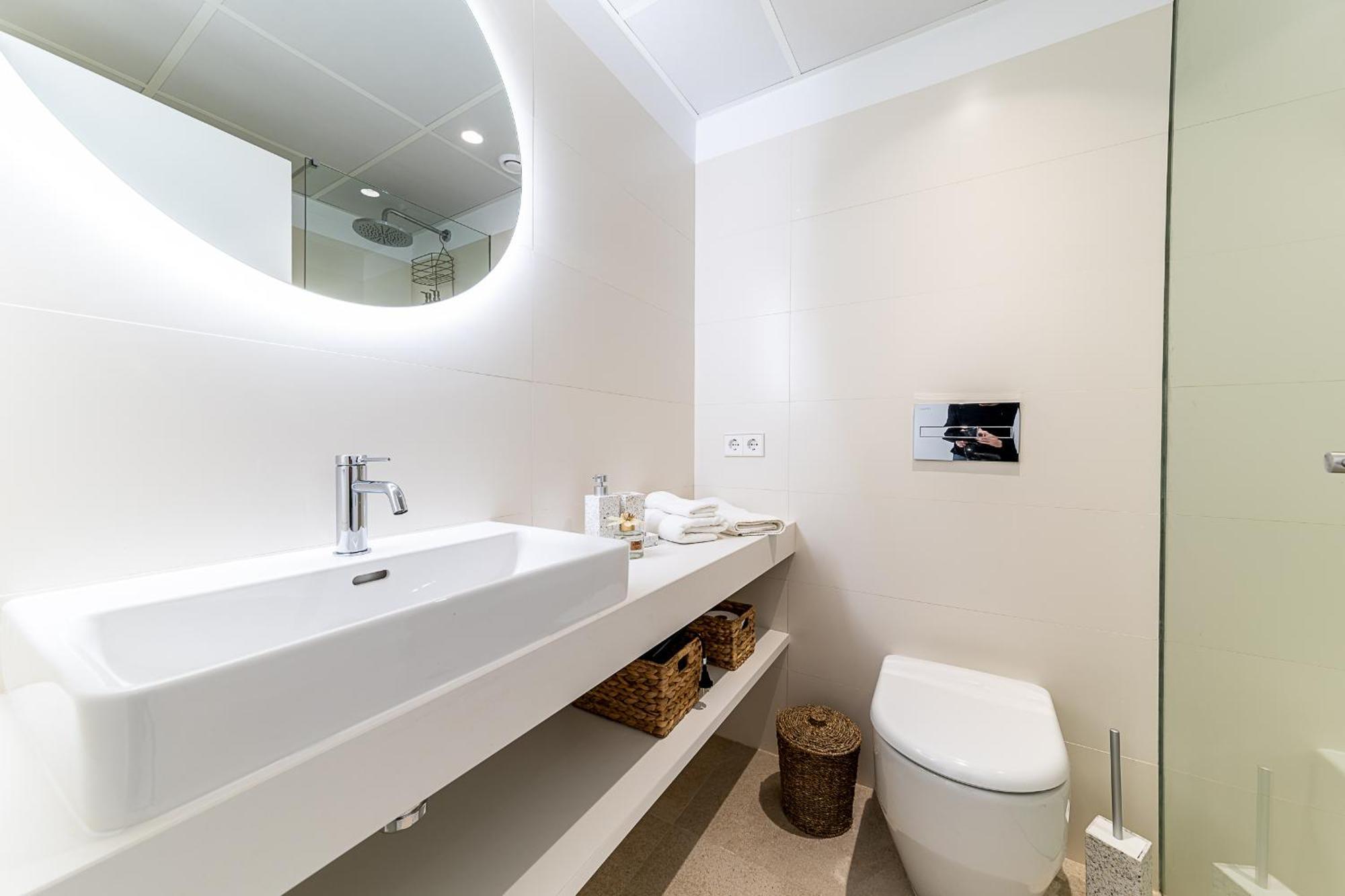 Buena Vista Penthouse - By Oyoostays Apartment