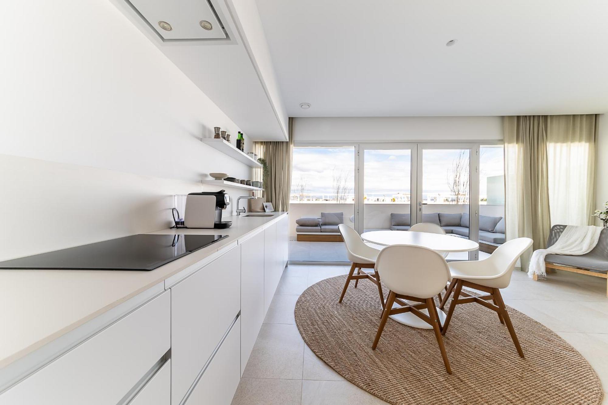 Buena Vista Penthouse - By Oyoostays Appartement